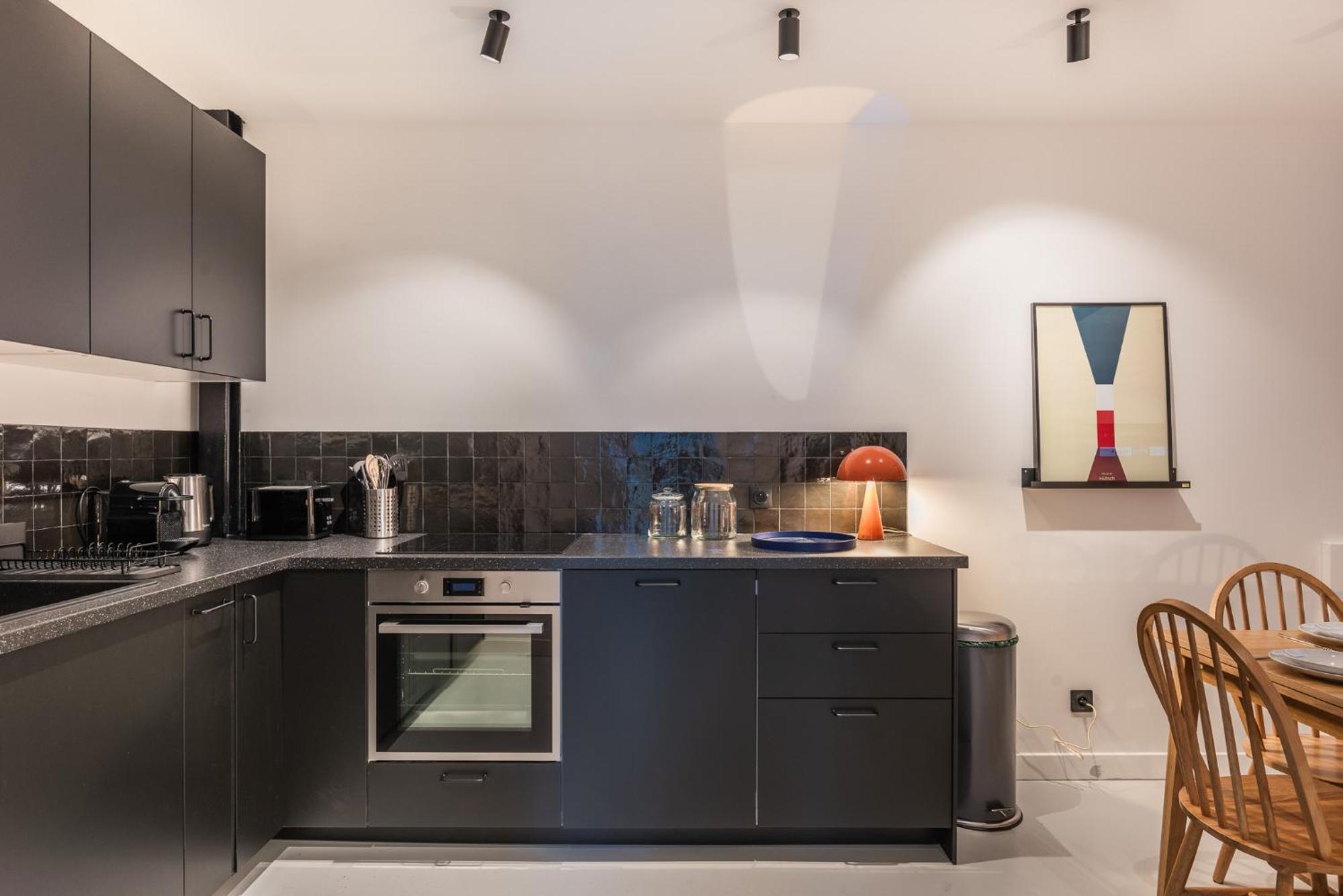 ジャンティイDesign Architect Flat - 15Min. From Paris Centerアパートメント エクステリア 写真